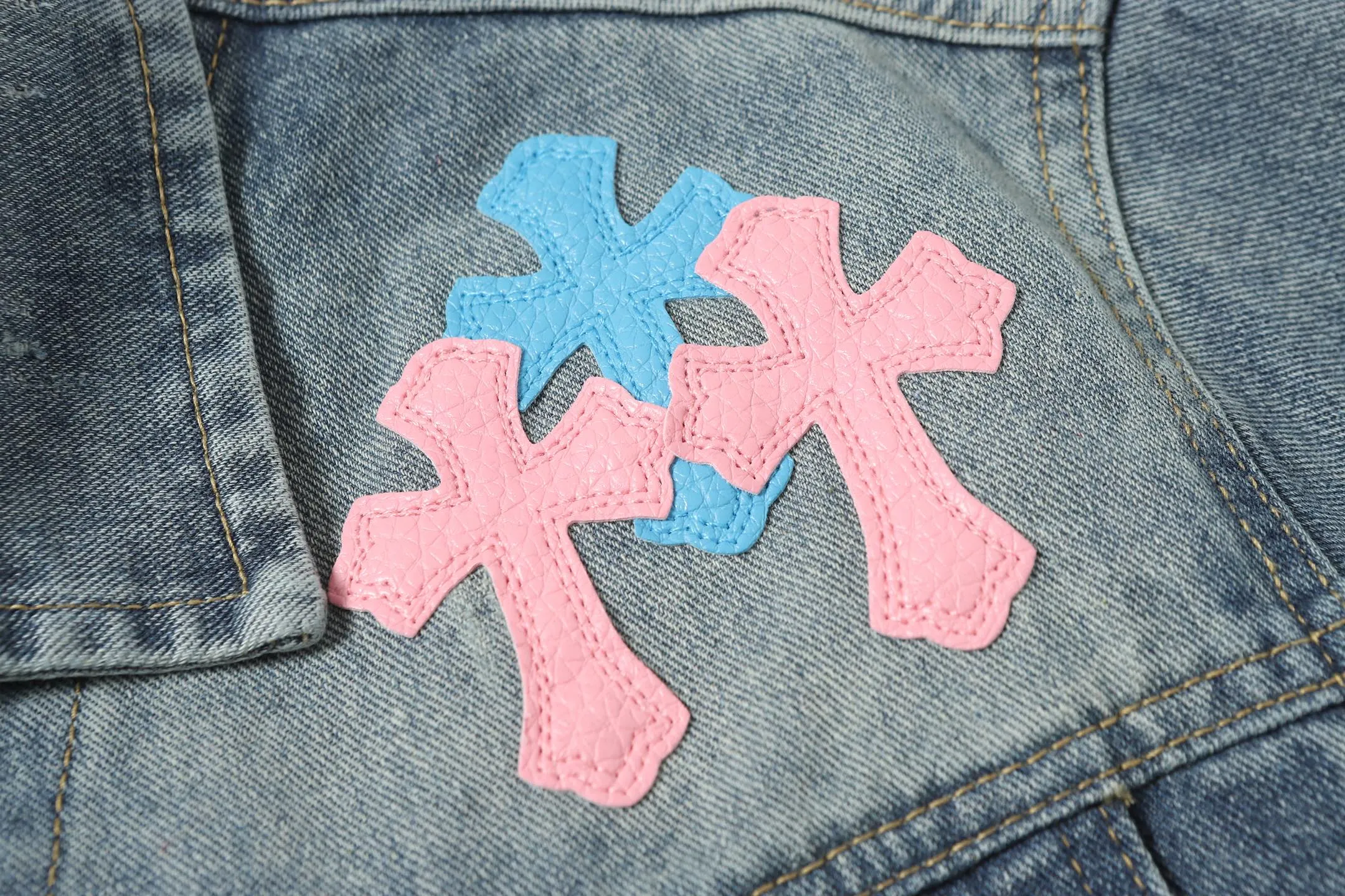 P336 Actual photo [High quality] Coding: M12 Color: Picture color Size: M to XXXL Chrome Hearts Crow heart patchwork leather cross patchwork embroidered shirt denim jacket